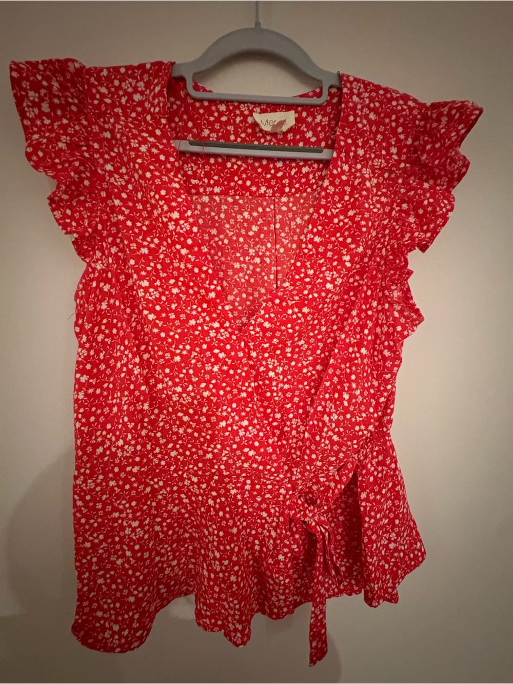NWOT Meraki Red and White Floral Blouse